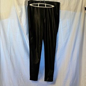 Chico's Black Faux Leather Leggings size 1 or 8 or medium